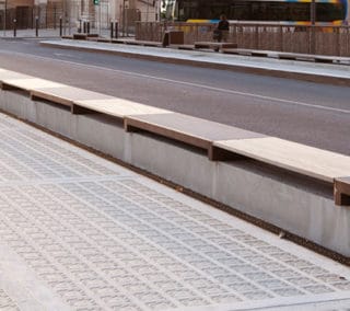 Pave vegetal Passerelle pietonne Marseille (13) Archi-Florence Bougnoux©S.Dondicol