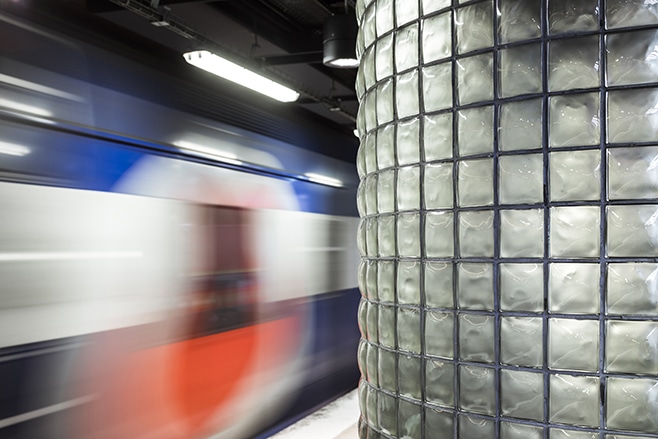 Carreau Métro Châtelet-les-Halles, Design Jacques Anziutti & Patrick Berger